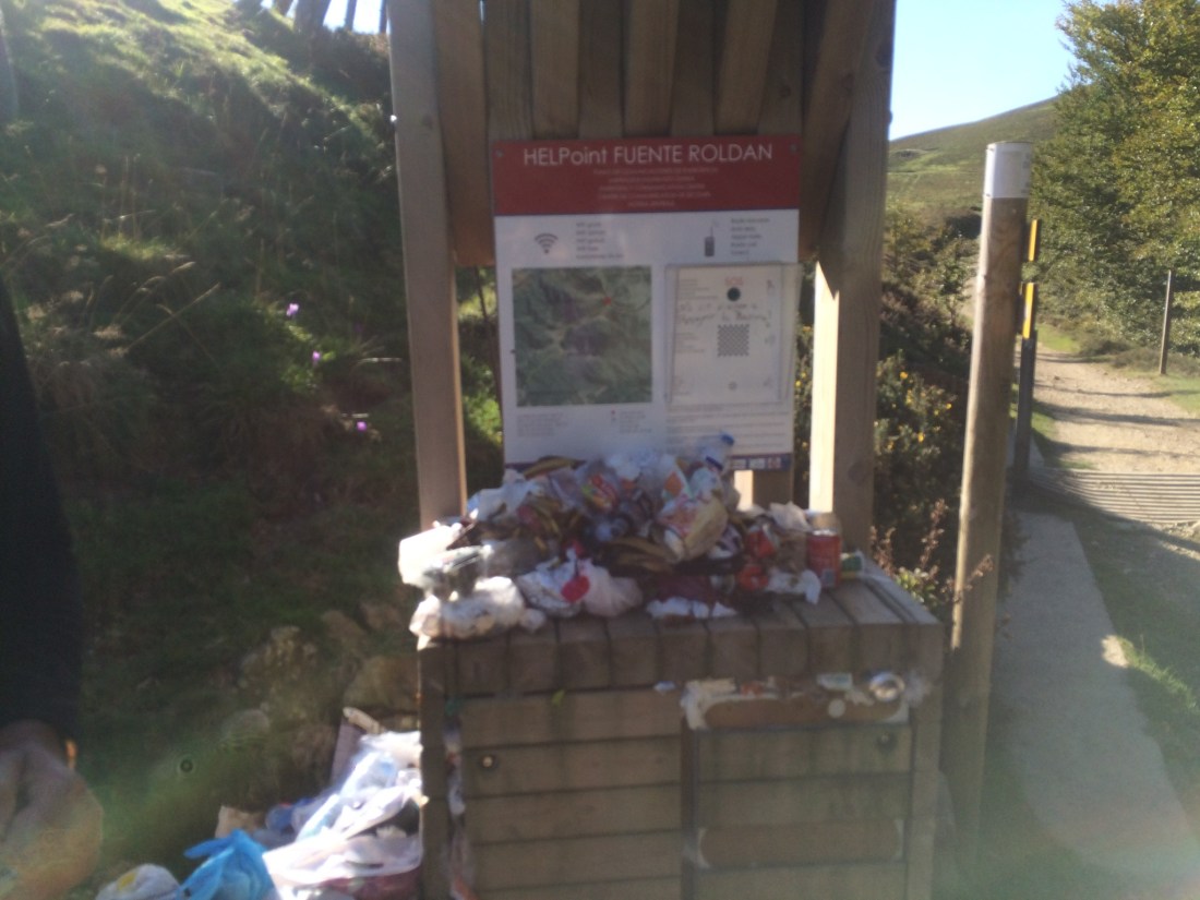 9DEB860D-6EC0-452C-BC3E-511C3653B3AA